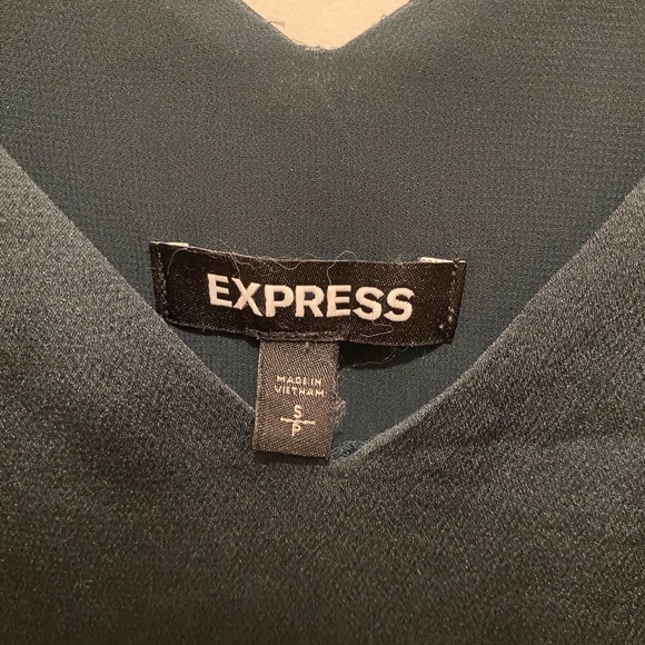 Top - Picture 3 of 4